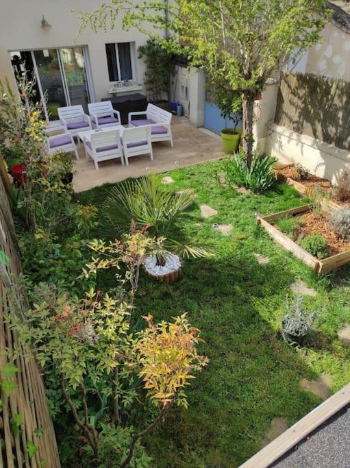 Chaleureuse Maison De Ville Avec Parking Gratuit Chinon Buitenkant foto